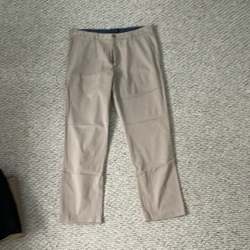 Men’s nautica khaki pants